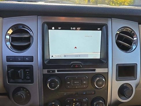 Used 2017 Ford Expedition EL XLT w/ Equipment Group 202A AWD/4WD image 6