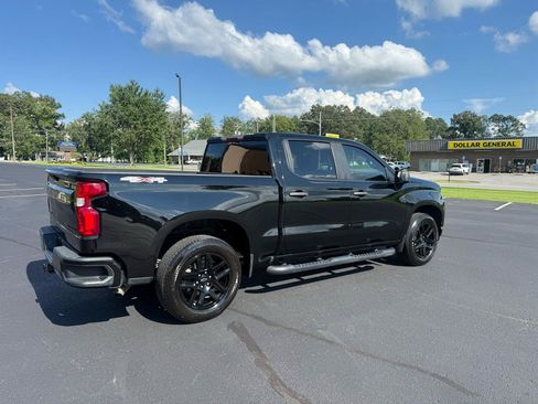 Used 2021 Chevrolet Silverado 1500 Custom w/ Rally Edition AWD/4WD image 3