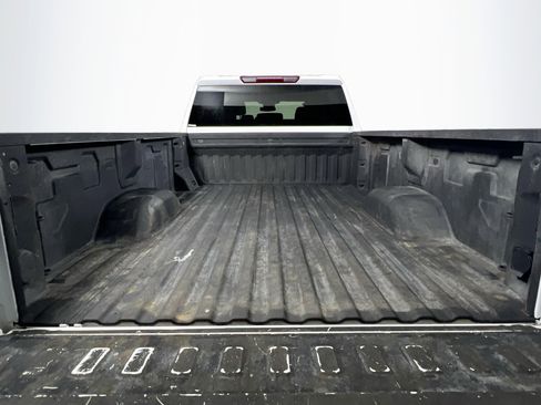 Used 2025 Chevrolet Silverado 2500 W/T w/ WT Convenience Package image 32