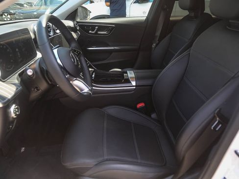 Used 2023 Mercedes-Benz C 300 Sedan image 13