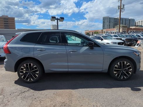 Used 2026 Volvo XC60 B5 Ultra AWD/4WD image 8