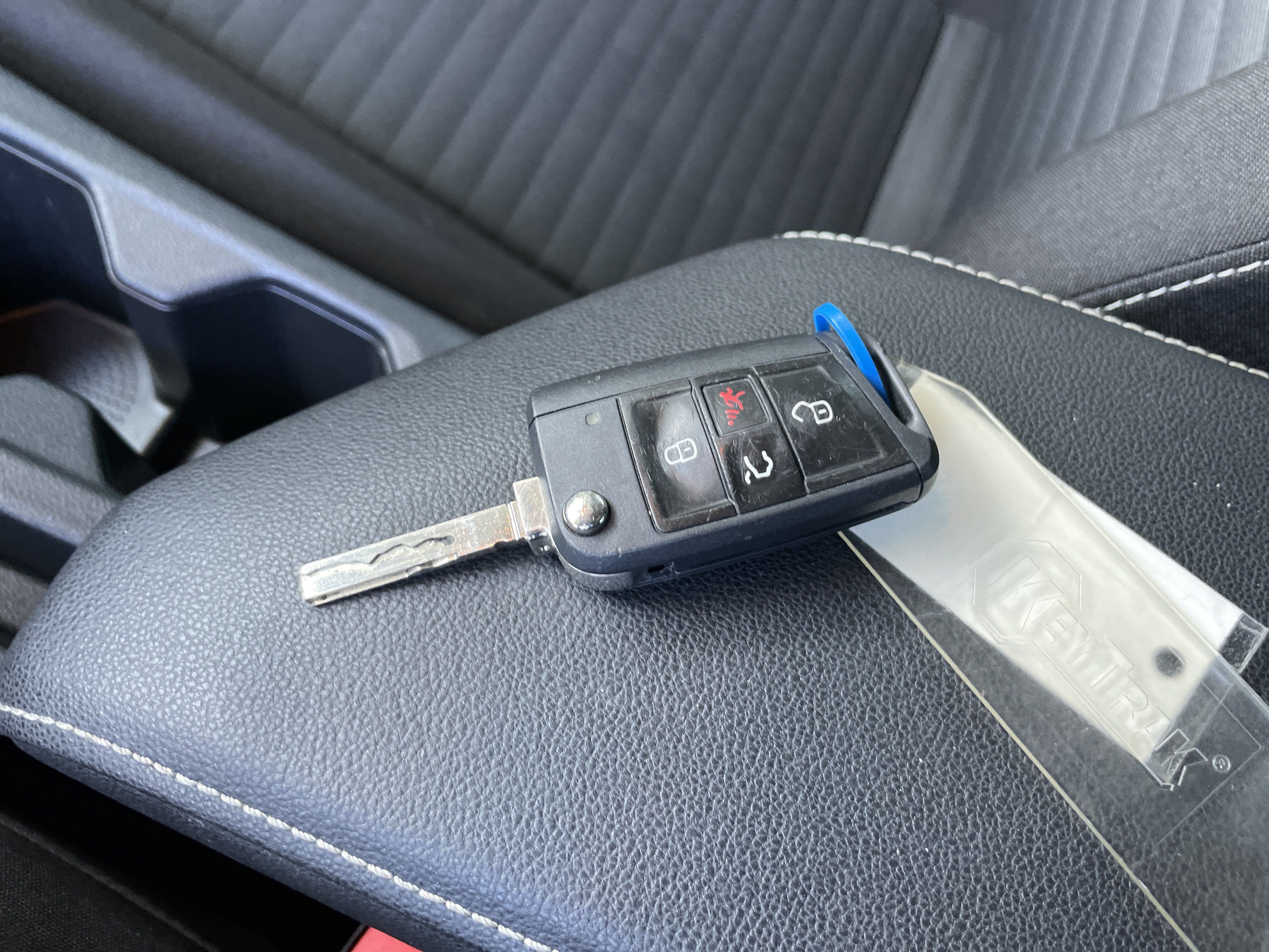 Used 2025 Volkswagen Jetta S FWD image 33
