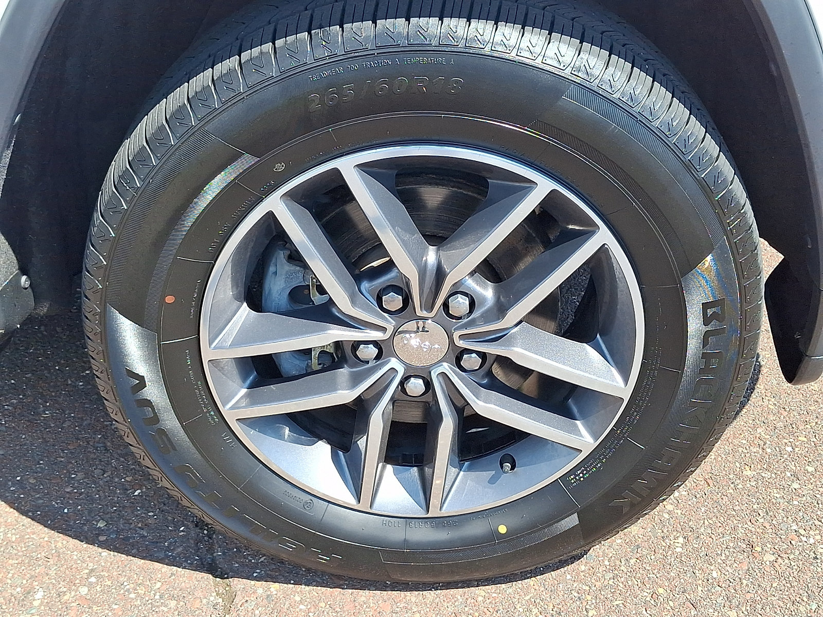 Used 2017 Jeep Grand Cherokee Limited AWD/4WD image 8
