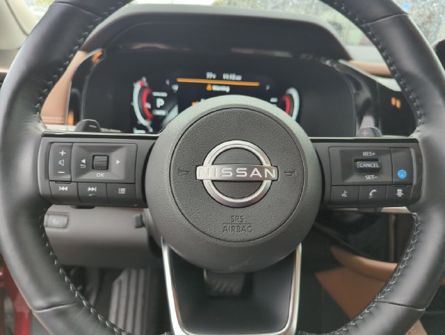 Certified 2025 Nissan Pathfinder Platinum AWD/4WD image 45