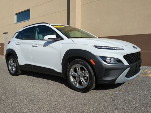 Certified 2022 Hyundai Kona SEL image 1