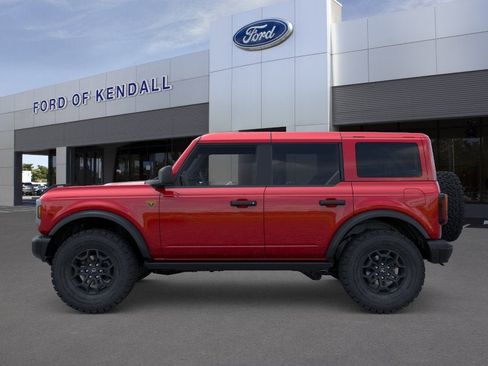 New 2026 Ford Bronco Badlands AWD/4WD image 3