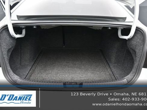 Used 2024 Volkswagen Jetta Sport FWD image 36