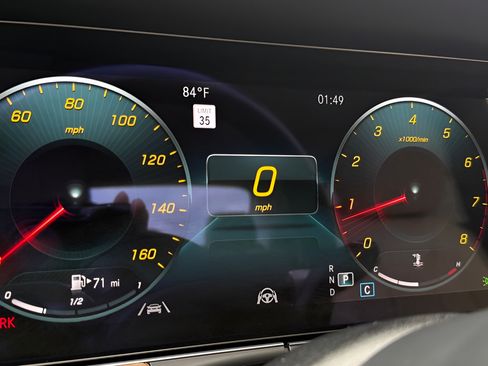 Used 2021 Mercedes-Benz E 350 4MATIC Sedan image 41