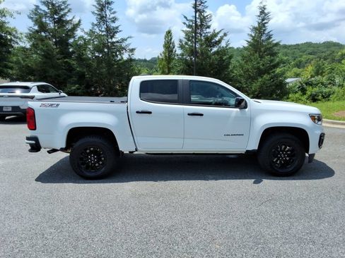 Certified 2021 Chevrolet Colorado Z71 w/ Safety Package AWD/4WD image 4