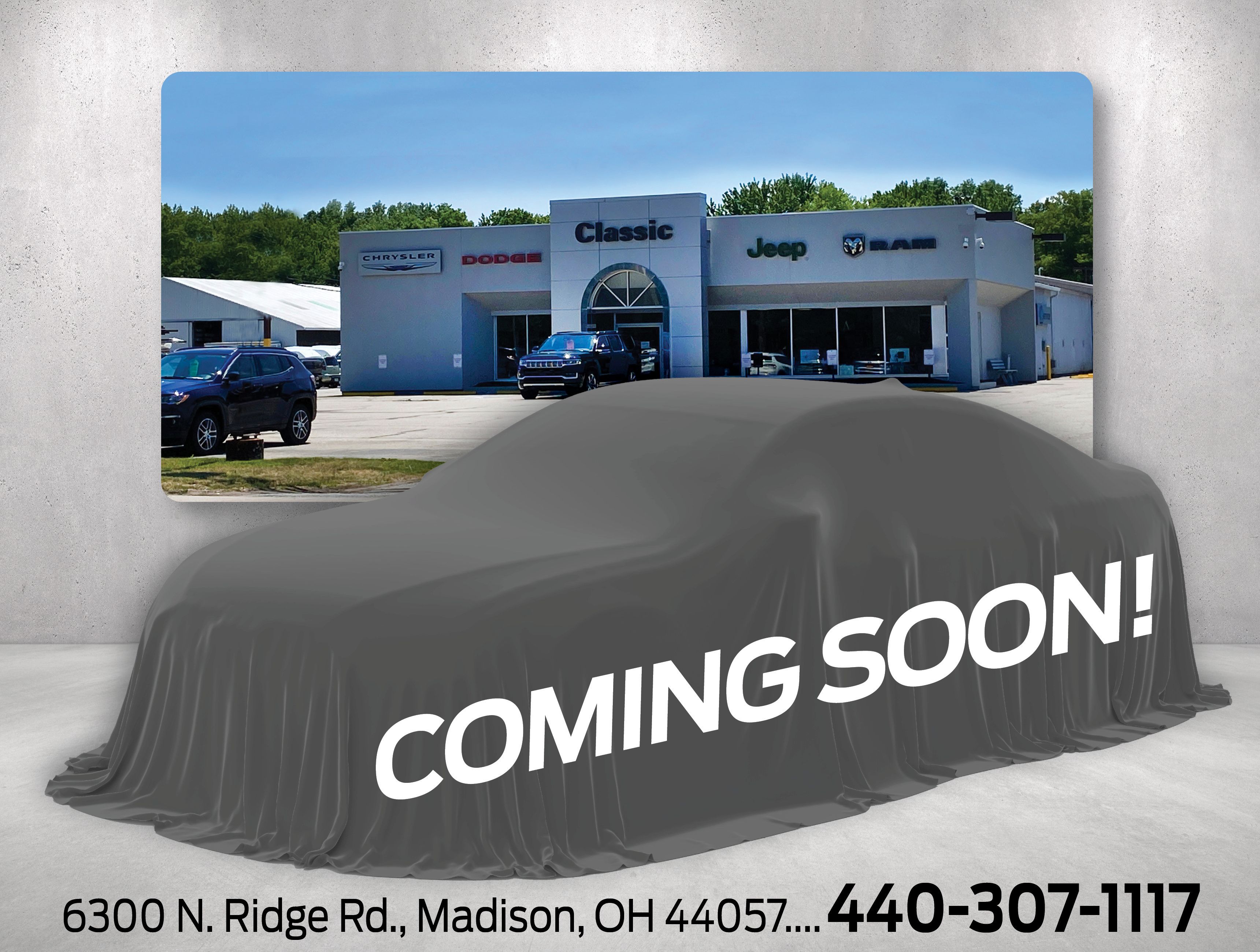 Used 2025 Chrysler Pacifica Limited FWD image 1