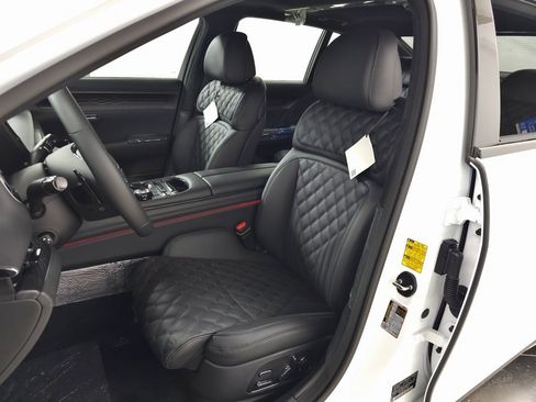 New 2026 Genesis G90 3.5T Prestige image 13