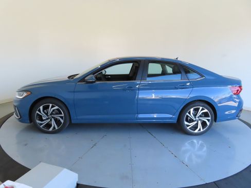 New 2026 Volkswagen Jetta SEL FWD image 7
