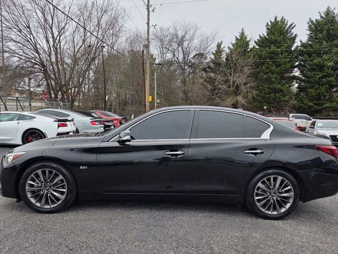 Used 2018 INFINITI Q50 Luxe w/ Essential Package (3.0T Luxe) image 4