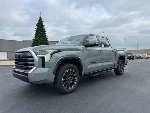 New 2026 Toyota Tundra Limited image 3