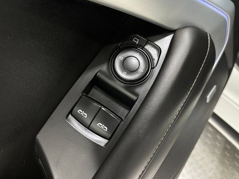Used 2018 Chevrolet Camaro SS RWD image 16
