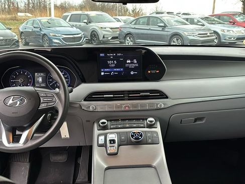 Used 2021 Hyundai Palisade SE image 12