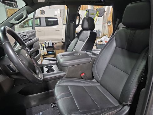 Used 2021 Chevrolet Tahoe RST image 17