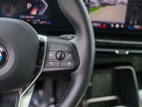 Used 2026 BMW X1 xDrive28i image 16