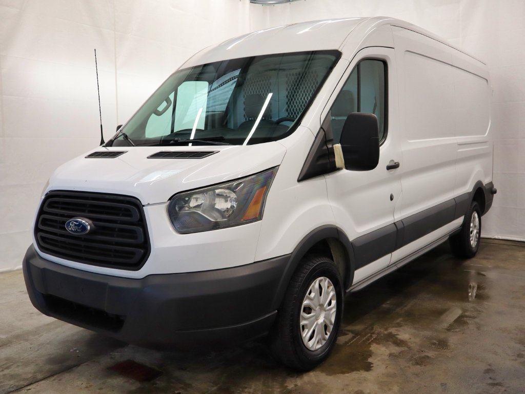 Used 2015 Ford Transit 250 148 Medium Roof RWD image 2