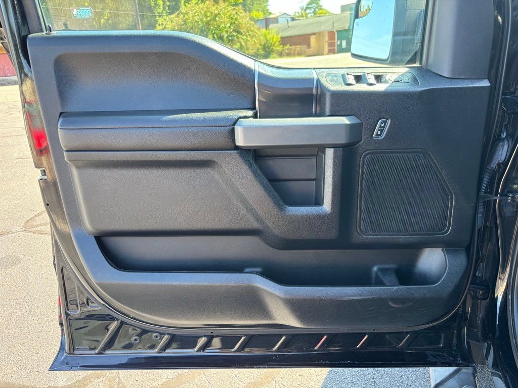 Used 2018 Ford F150 XLT w/ Equipment Group 302A Luxury AWD/4WD image 20