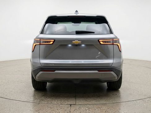 Used 2025 Chevrolet Equinox LT FWD image 7