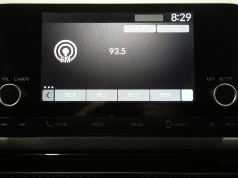 Used 2023 Honda Civic EX-L image 18