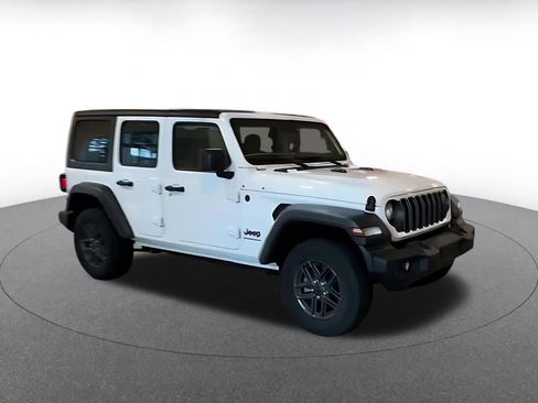 Used 2025 Jeep Wrangler Unlimited Sport AWD/4WD image 2