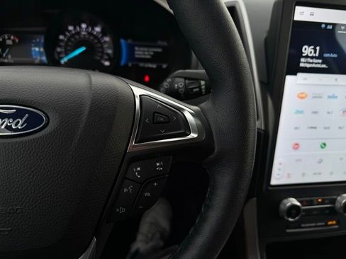 Used 2022 Ford Edge SEL w/ Convenience Package image 30