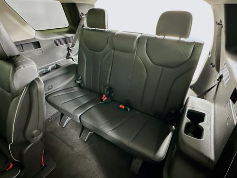 Used 2025 Hyundai Palisade SEL image 29