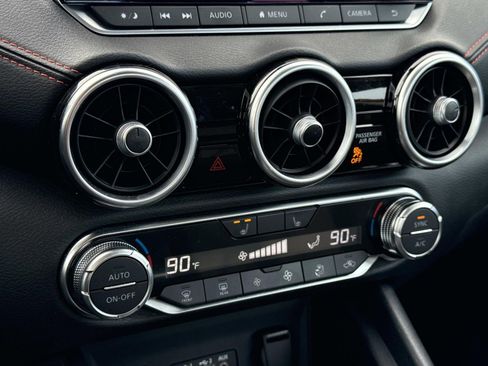 Used 2024 Nissan Sentra SR image 11