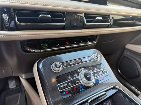 Used 2021 Lincoln Nautilus Reserve w/ Equipment Group 201A AWD/4WD image 29