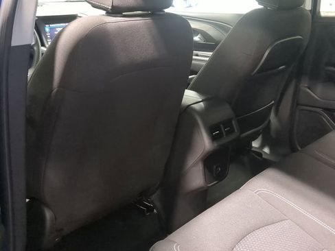 Used 2022 GMC Terrain SLE w/ Driver Convenience Package image 25