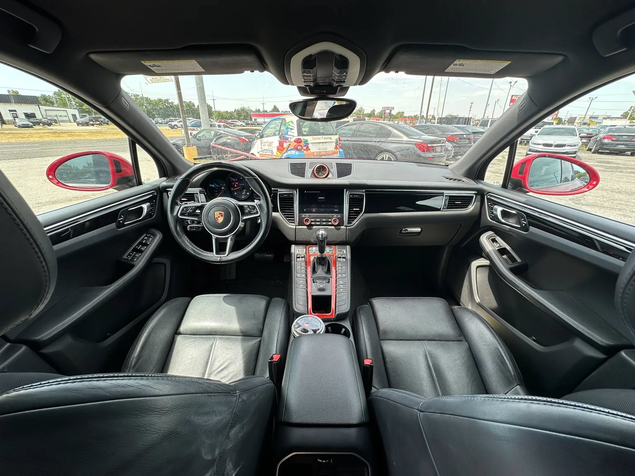 Used 2018 Porsche Macan Sport Edition AWD/4WD image 2