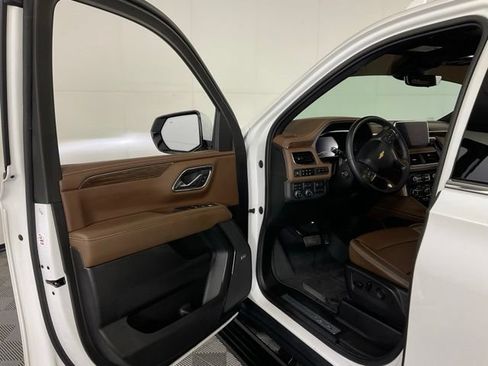 Used 2023 Chevrolet Tahoe High Country AWD/4WD image 27