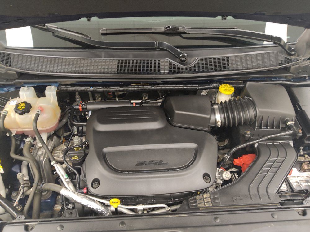 Used 2019 Chrysler Pacifica Limited w/ Advanced Safetytec Group FWD image 30