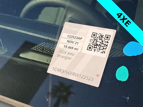 Used 2024 Jeep Wrangler Willys image 25