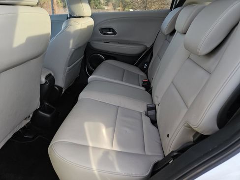 Used 2018 Honda HR-V EX-L image 23