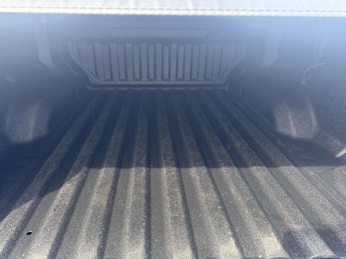 Used 2025 Chevrolet Colorado Trail Boss AWD/4WD image 5