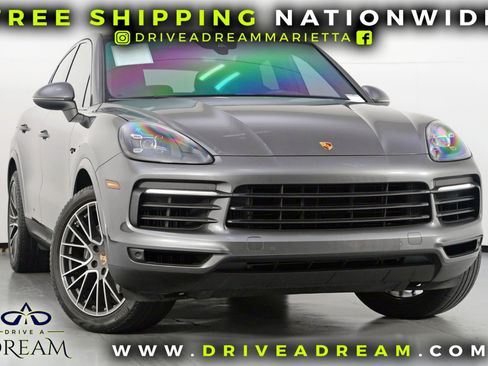 Used 2023 Porsche Cayenne Coupe AWD/4WD image 2
