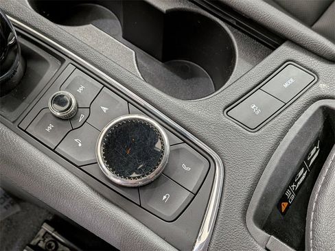 Used 2020 Cadillac XT5 Premium Luxury image 26