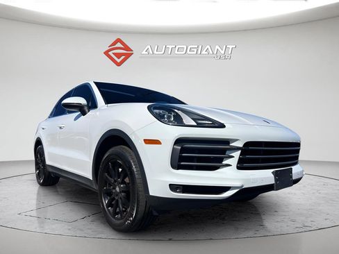 Used 2020 Porsche Cayenne image 11
