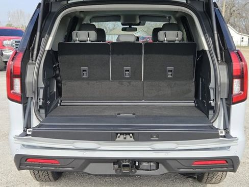 New 2026 Ford Expedition Active image 11