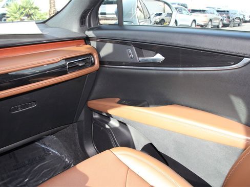 Certified 2022 Lincoln Nautilus Reserve image 13