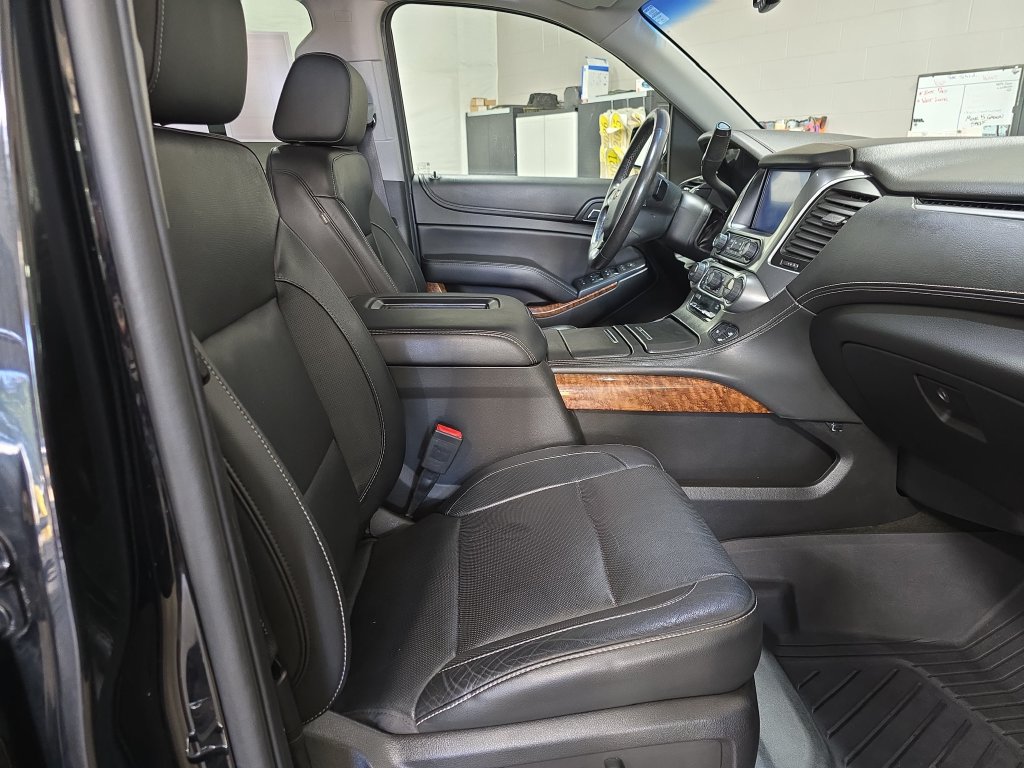 Used 2018 Chevrolet Tahoe Premier AWD/4WD image 10