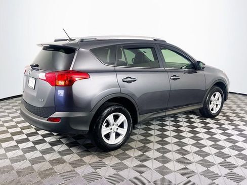 Used 2013 Toyota RAV4 XLE image 8