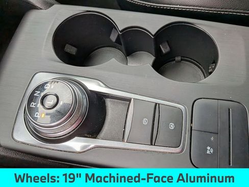 Used 2020 Ford Escape SE Sport image 20