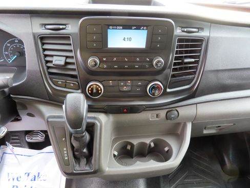 Used 2024 Ford Transit 250 148 Medium Roof Extended AWD image 31