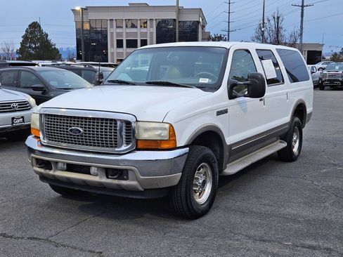 Used 2001 Ford Excursion Limited image 10