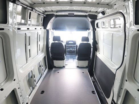 New 2025 Mercedes-Benz Sprinter 2500 image 7
