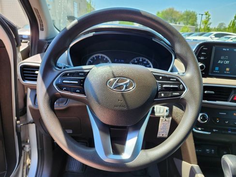 Used 2019 Hyundai Santa Fe SE AWD/4WD image 25